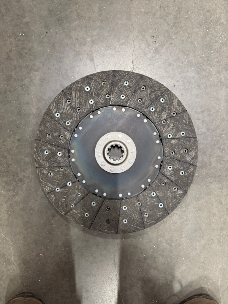 DISQUE D&rsquo;EMBRAYAGE TRANSMISSION POUR NEW HOLLAND TX32 / 89513721